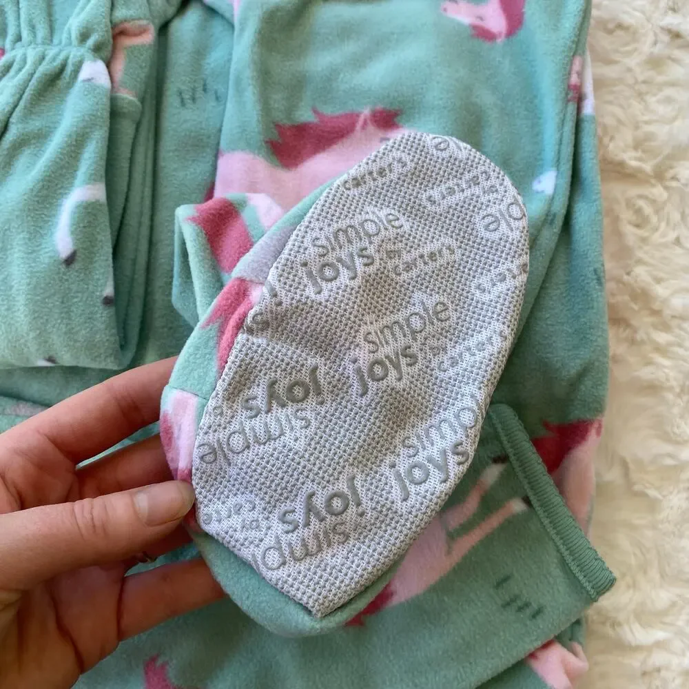Simple Joys by Carter's Girls 2-Pack Loose-Fit Fleece Footed Pajamas Size 4